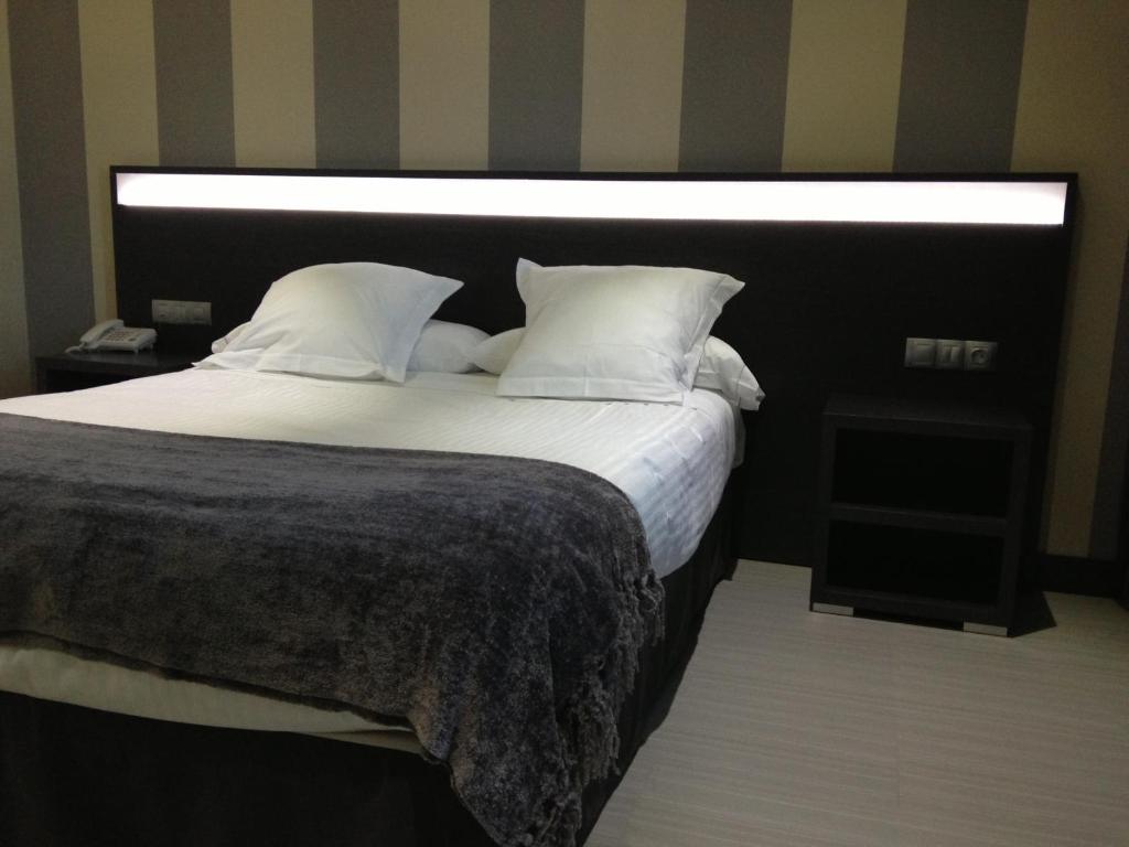 Hotel Adelma Hoznayo Quarto foto